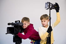 Курсы обучения видеомонтажу для школьников и подростков в Киеве,обучение видеодизайну и видеографике, работе с Ютуб-каналом. Учебный центр Успех